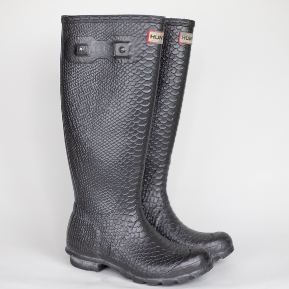 Hunter Gray Snakeskin Tall Rain Boots Size 5 – Flaws - Picture 7 of 11